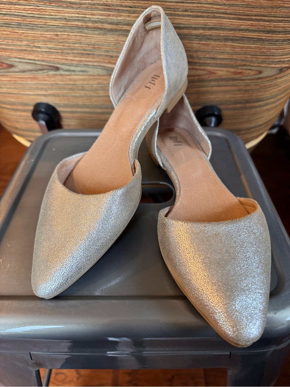 J Jill Pointed D'Orsay Glitter Flats in Metallic Gold Leather — Size 10